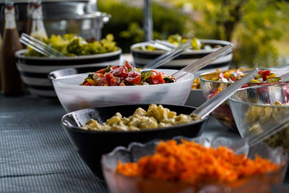 7 Do's & Don'ts Saat Sarapan di Hotel Ala Chef Farah Quinn, Catet Ya!