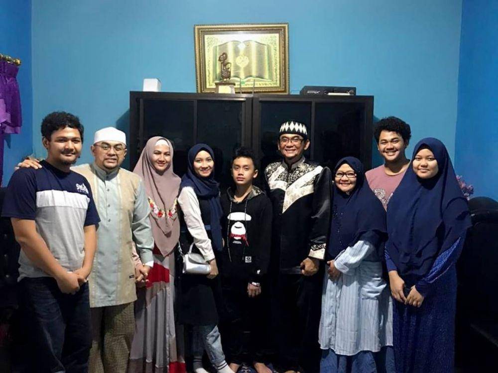 Instagram.com/ustadz.pantun