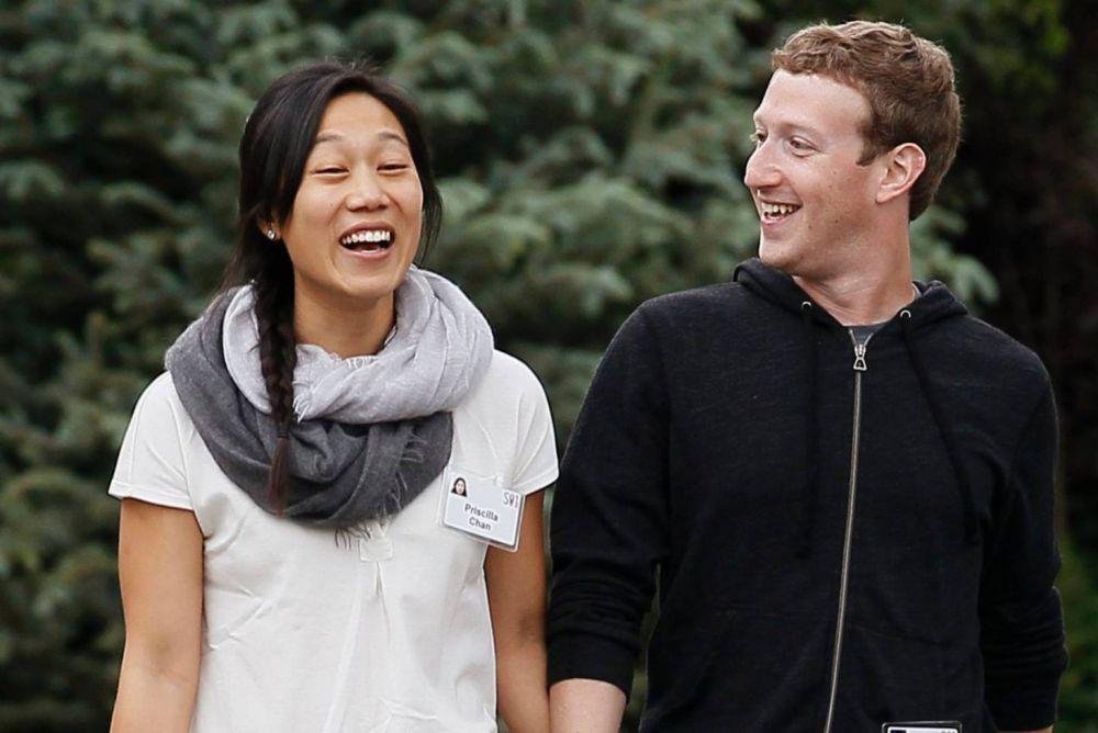 10 Potret Sederhana Mark Zuckerberg Bersama sang Istri, Priscilla Chan