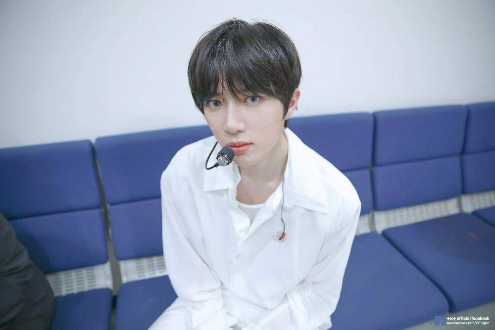 Facebook.com/TXT.bighit