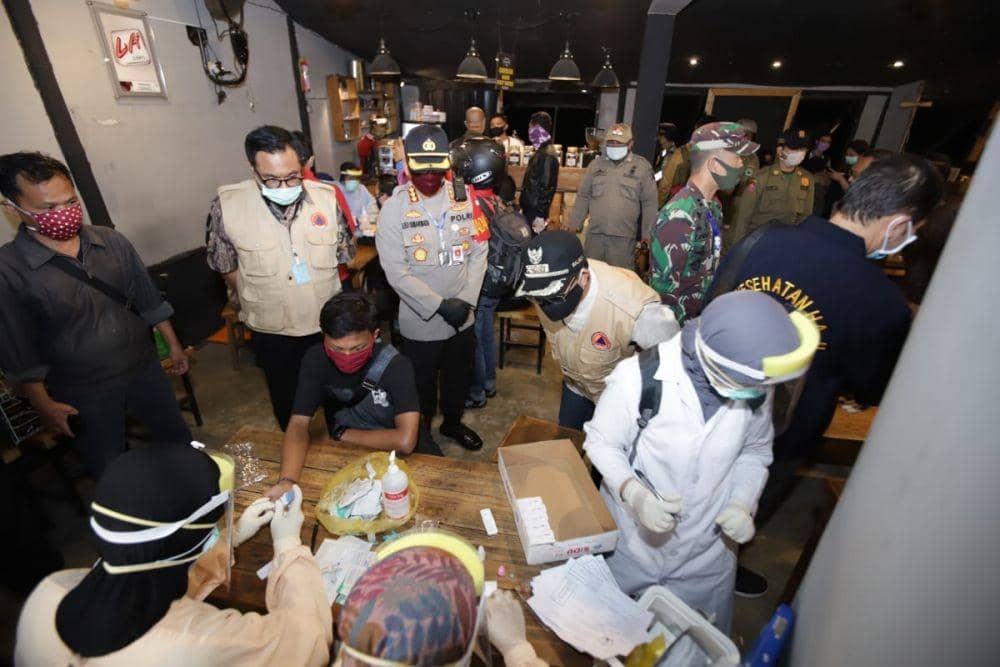 86 orang pengunjung dirapid test oleh petugas kesehatan. Enam orang dinyatakan reaktif. Dok/ Humas Pemkot Malang
