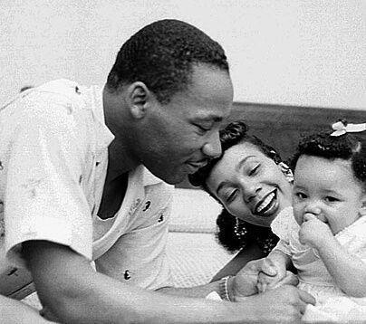 10 Quote Inspiratif Martin Luther King Jr. tentang Cinta dan Keyakinan