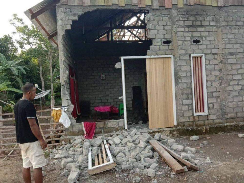 Kerusakan akibat gempa M6,9 di Maluku Utara (Dok. BNPB)