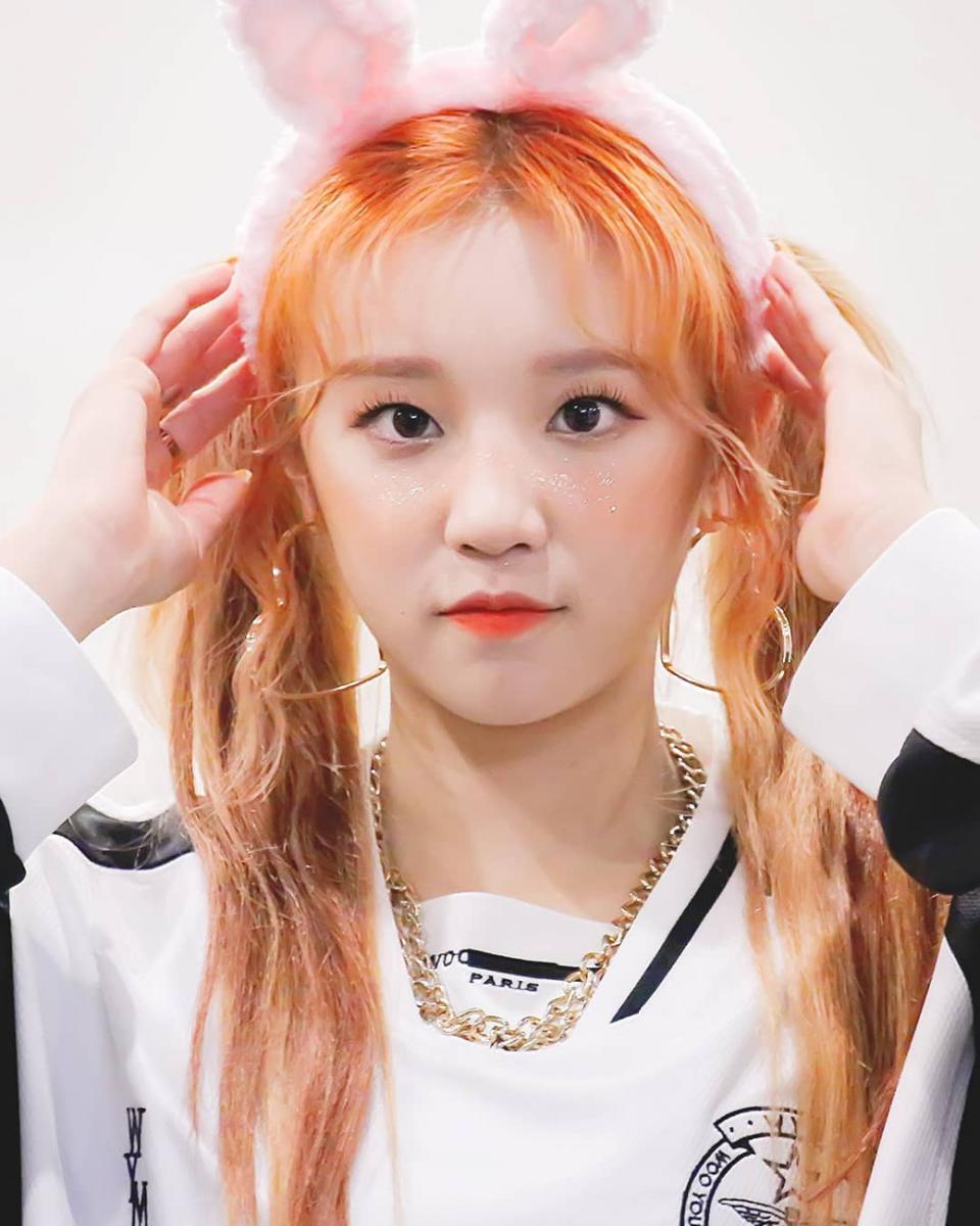 Instagram.com/gidle yuqi