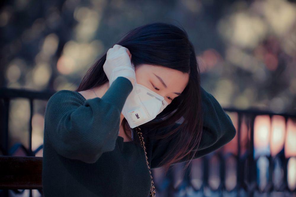 6 Tips Pakai Masker Saat Pandemi COVID-19 untuk Kulit Wajah Sensitif