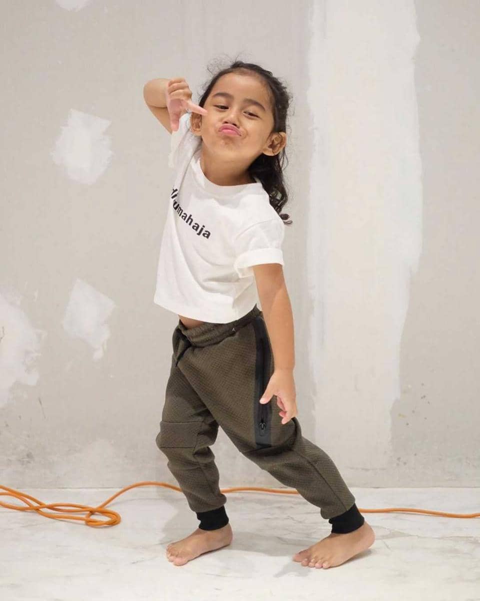 Instagram.com/meisya__siregar