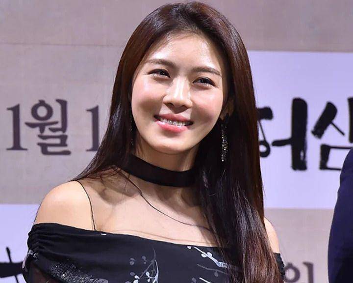 Ha Ji Won (koreaboo.com)
