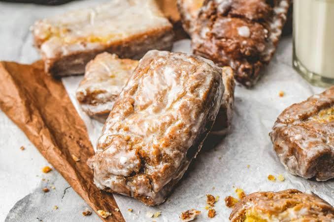 Gak Selalu Bulat, 5 Donat Panjang Ini Bisa Dipilih untuk Teman Ngopi