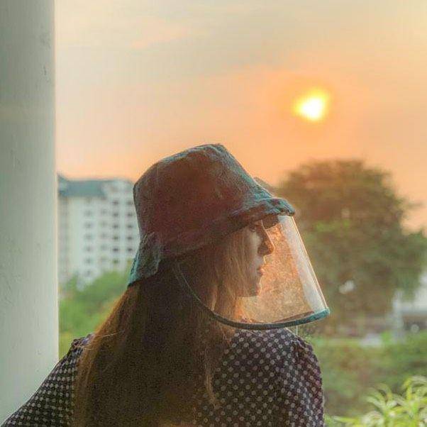 Instagram.com/@julstelle