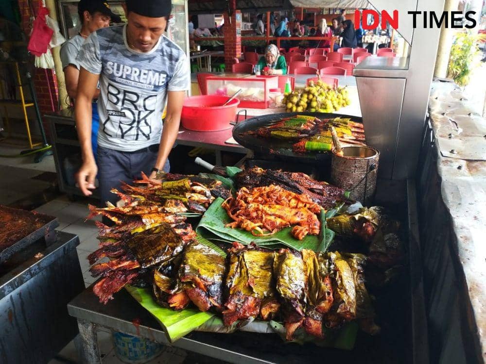(Tempat makan di Malaysia) IDN Times/Dwifantya Aquina
