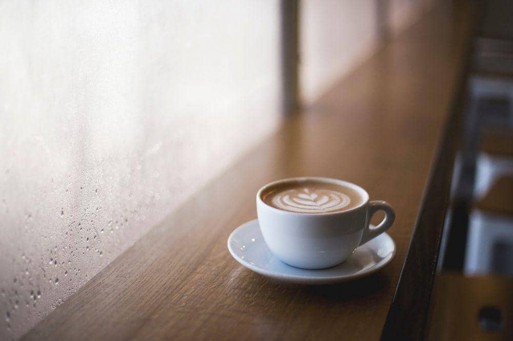 [PUISI] Secangkir Kopi Menantang Hujan