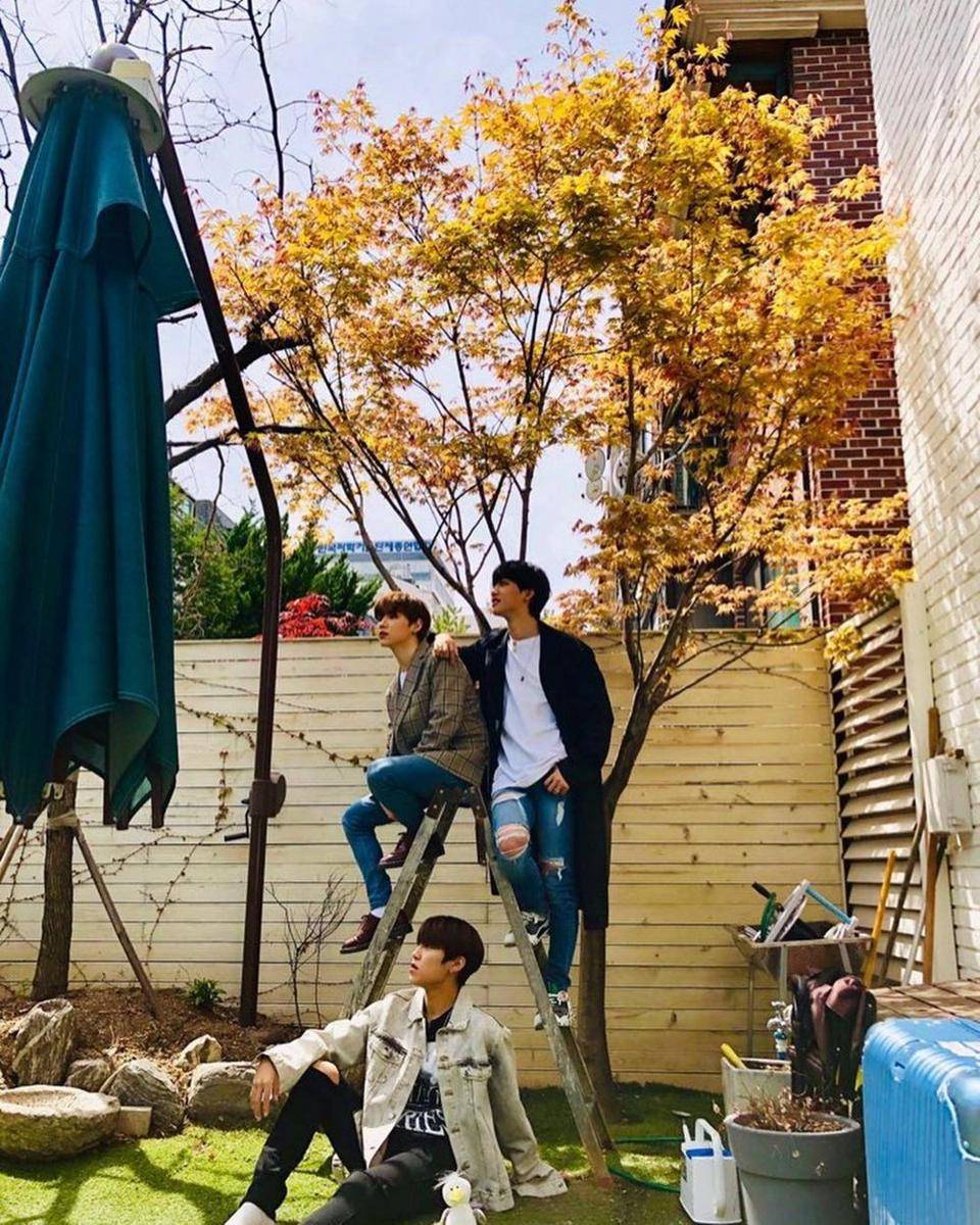 Instagram.com/ab6ix_official/