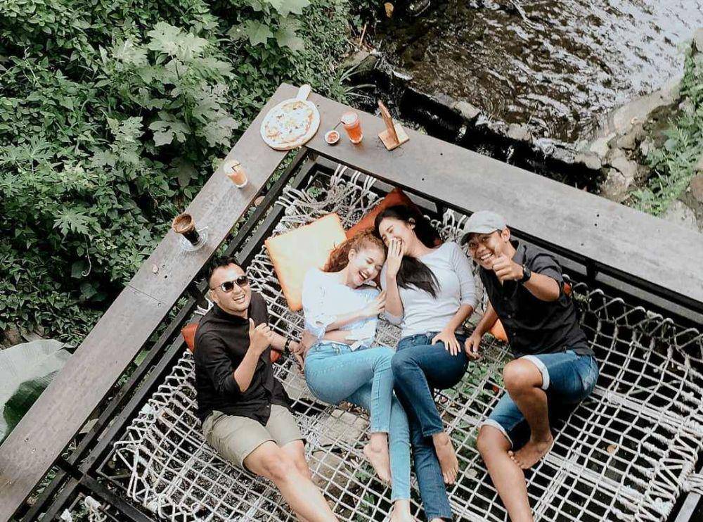 instagram.com/ivnkaputri