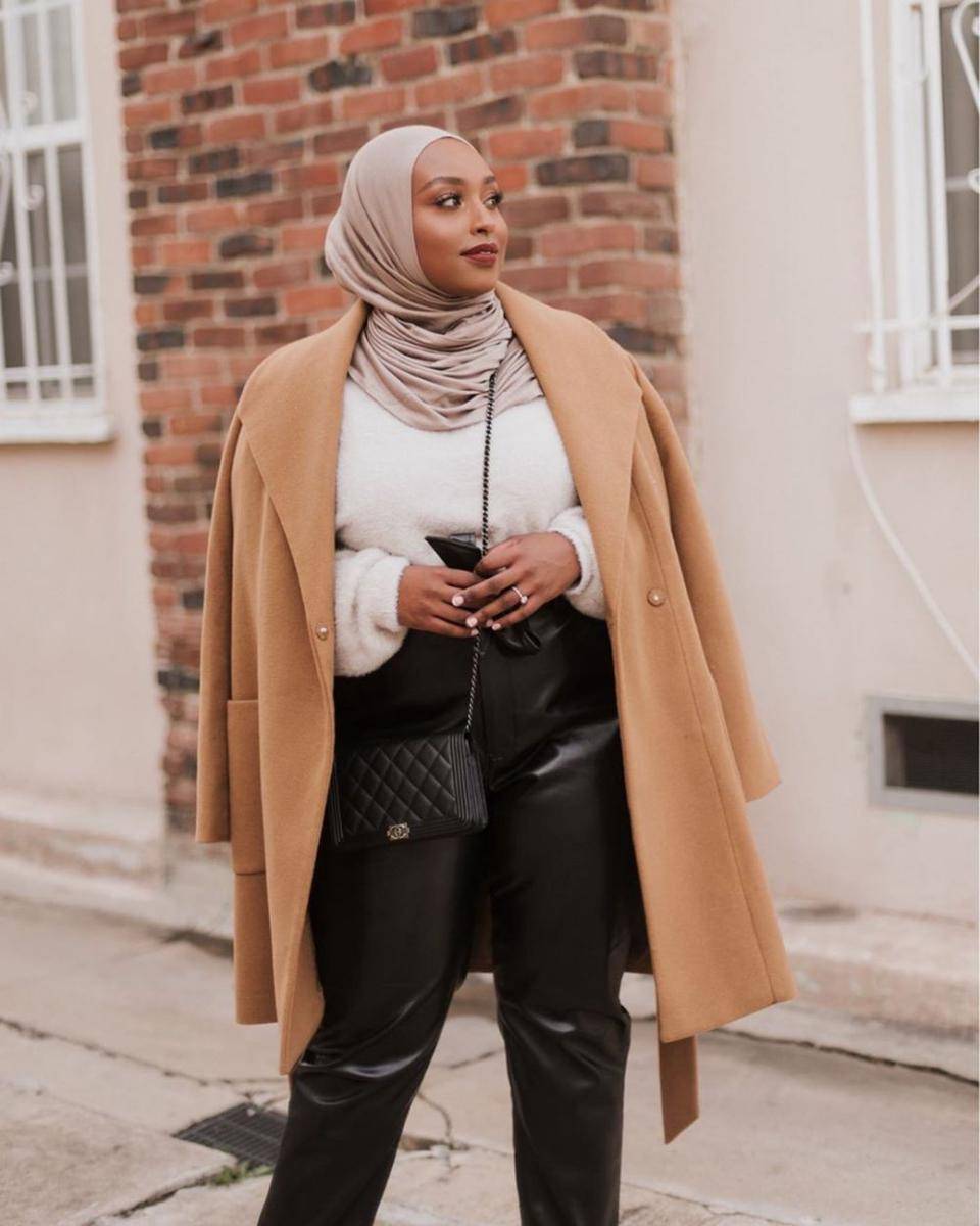 instagram.com/ayshaharun