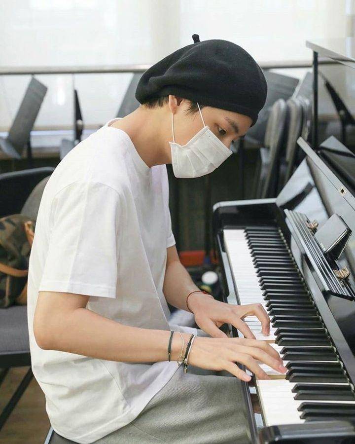 Instagram.com/bts__tae__v