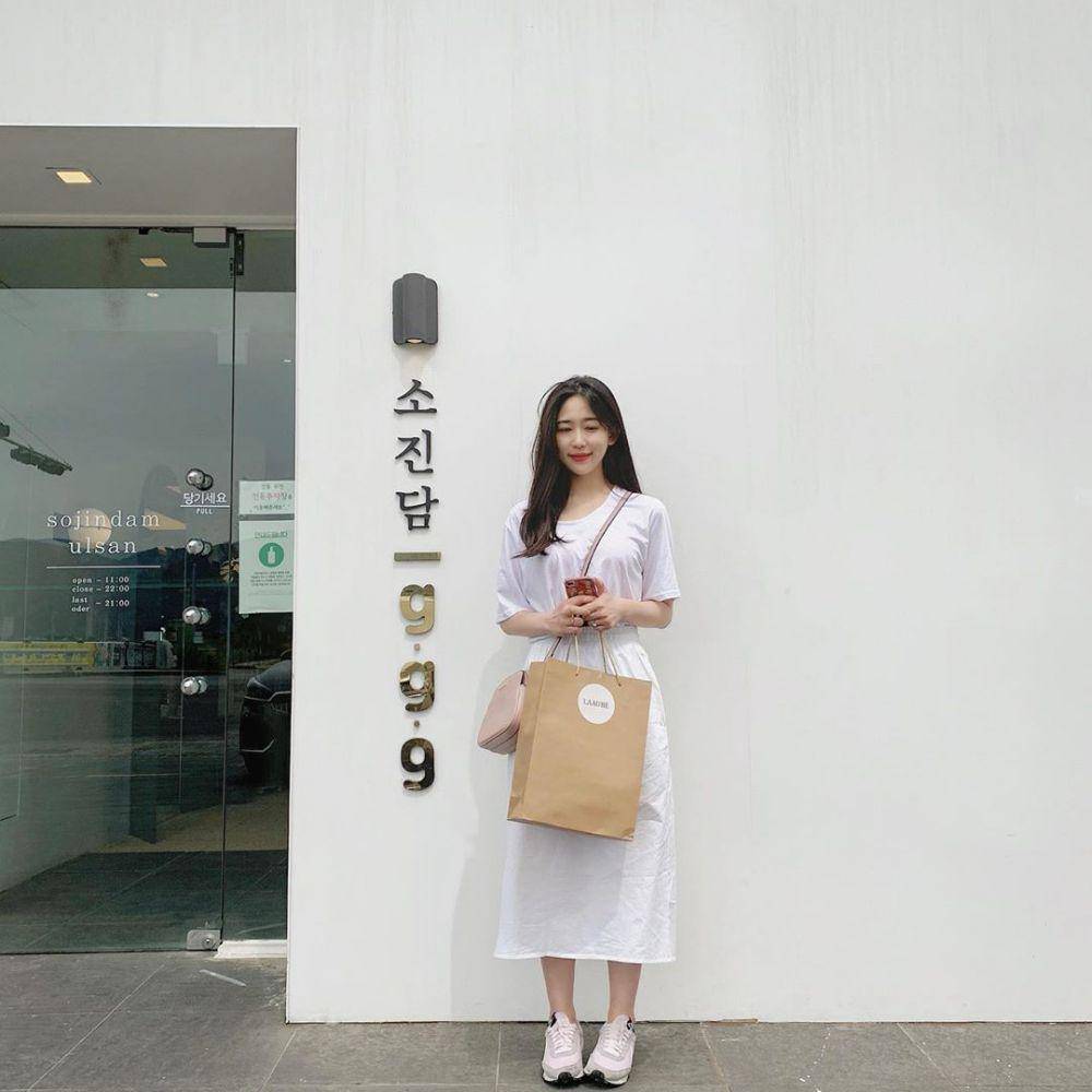 instagram.com/_you.e