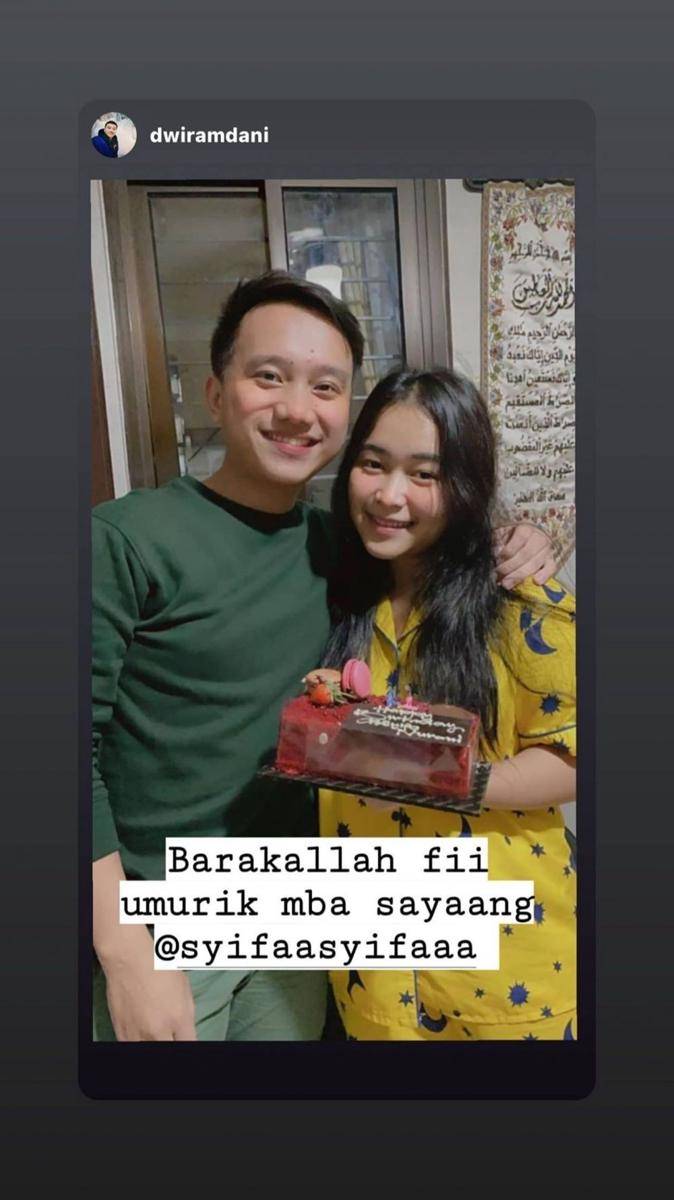 Dwiramdani via Instagram.com/syifaasyifaaa/