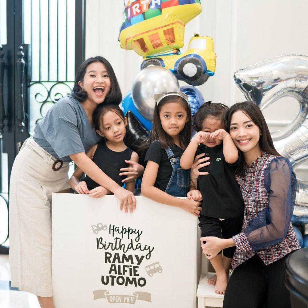 Instagram.com/ririndwiariyanti