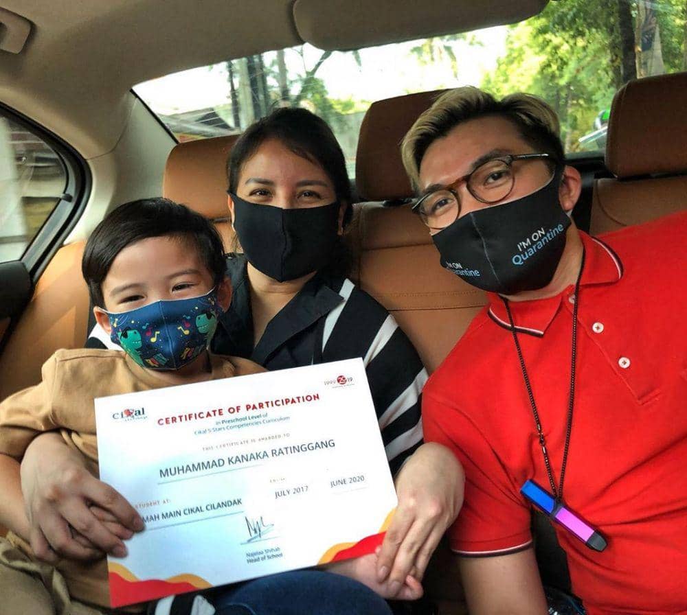 Curi Perhatian, Ini Penampilan 6 Artis Ambil Rapor Anaknya di Sekolah