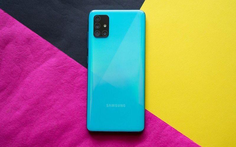 5 Smartphone Mid-range Samsung dengan Quad-camera, Fitur Lengkap!