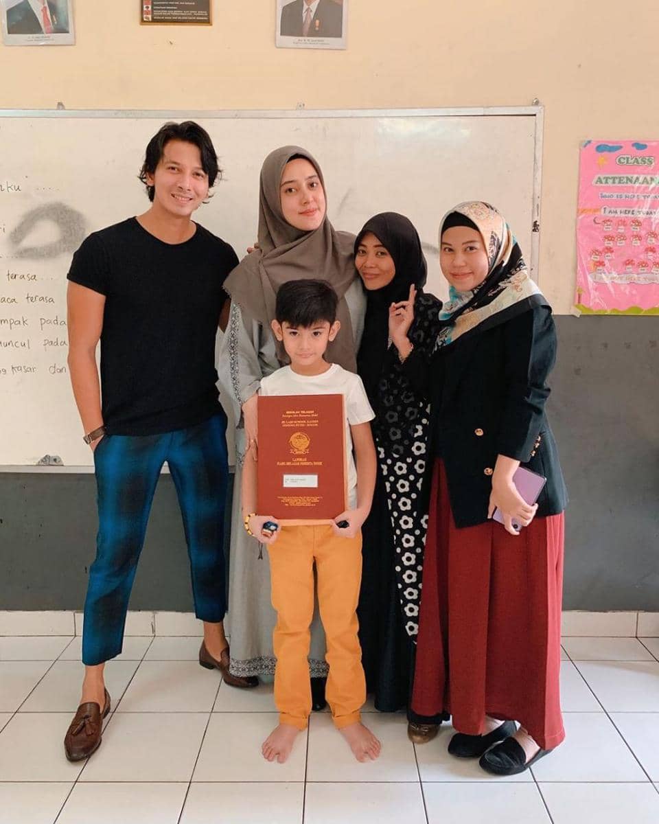 instagram.com/fairuzarafiq