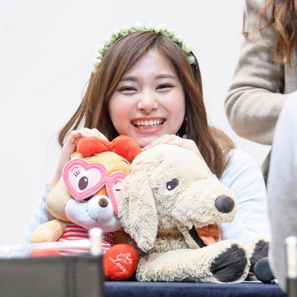 instagram.com/tzuyued