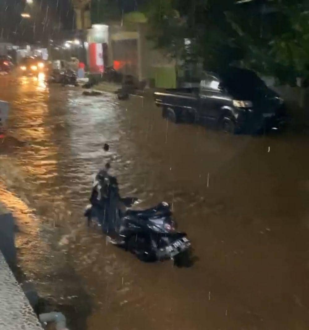 Potongan rekaman video banjir di Kabupaten Bantaeng, Sulsel / Istimewa