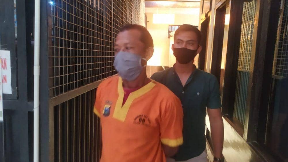 Pelaku pencabulan diamankan polisi. Dok. IDN Times/ Humas Polres Lamongan