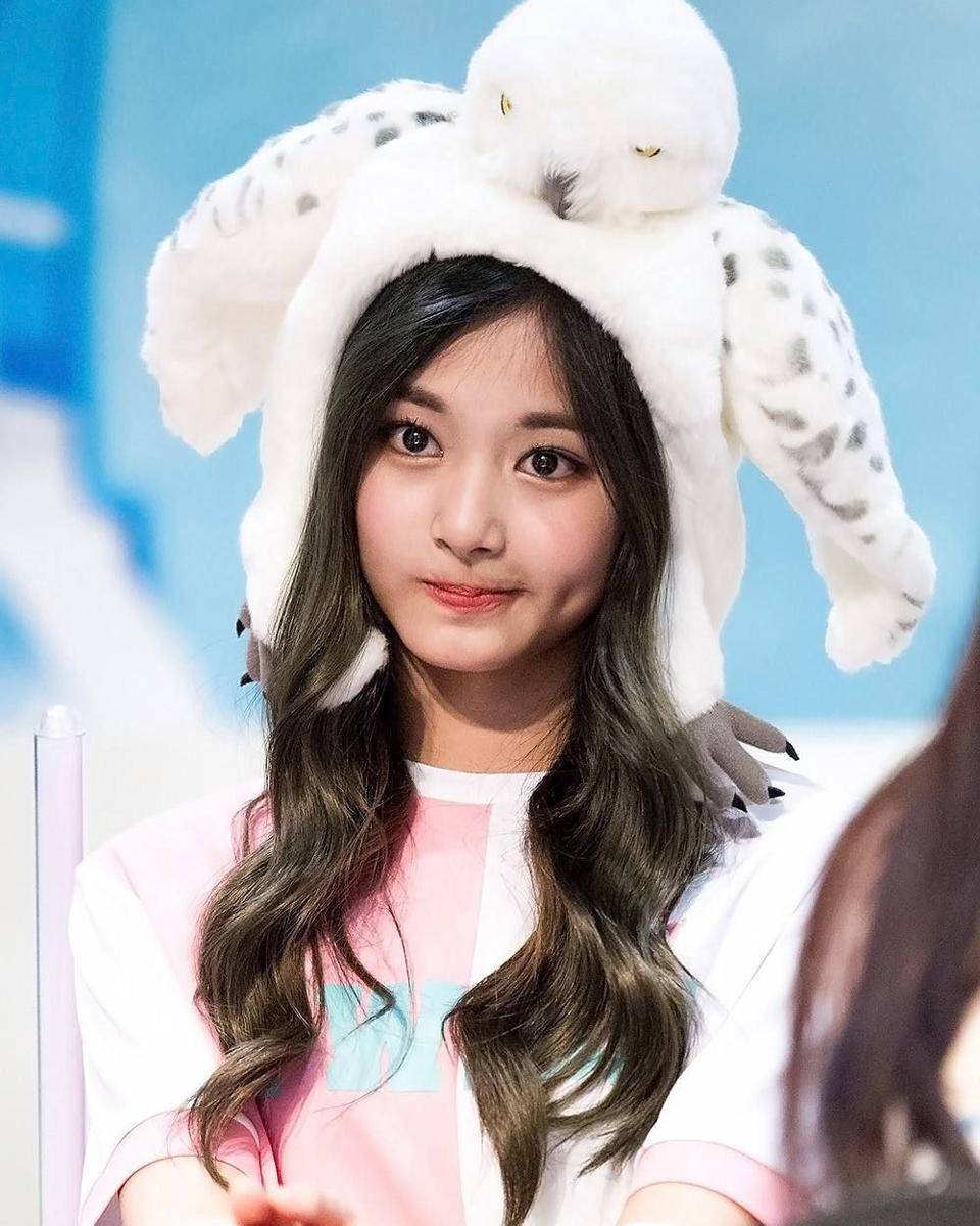 instagram.com/tzuyued