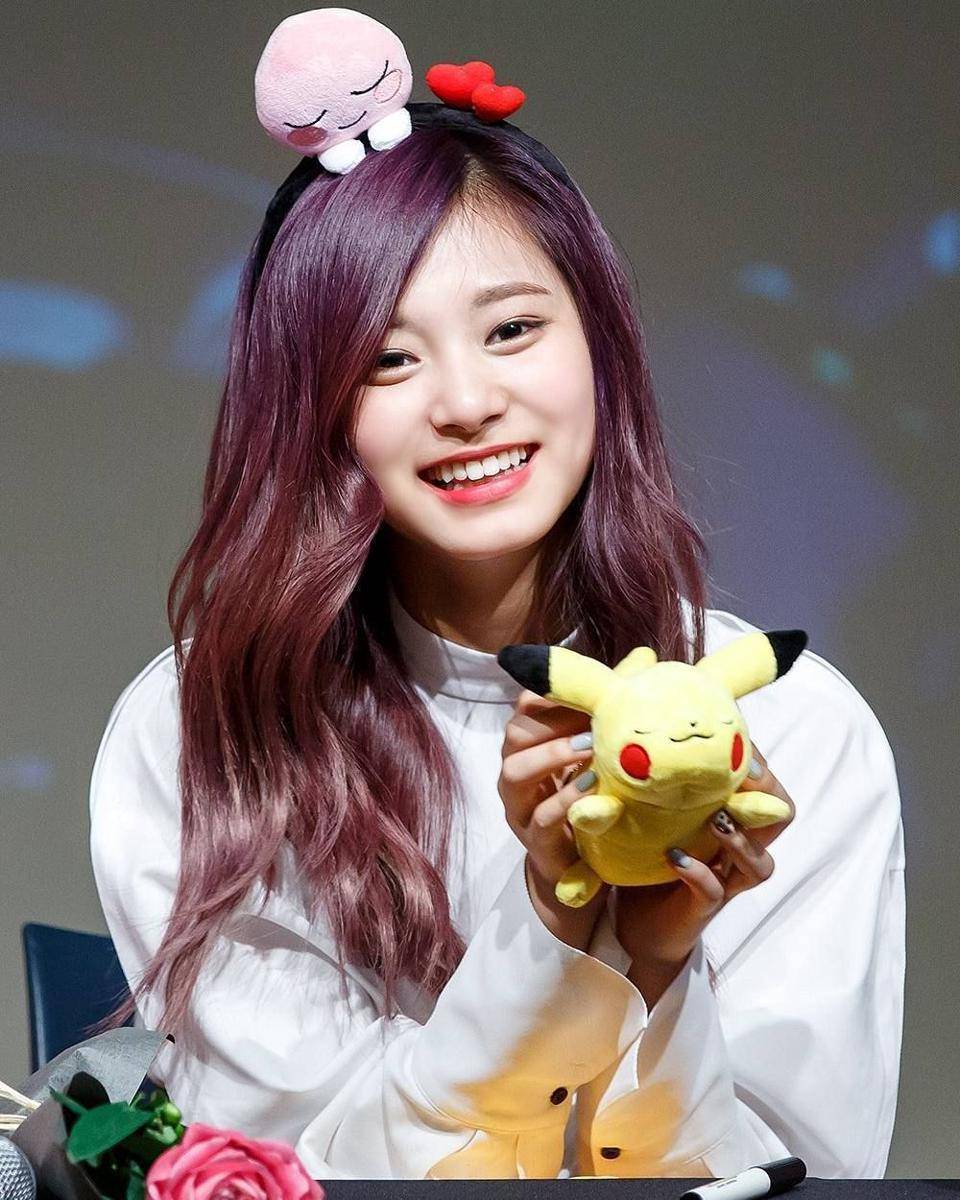 instagram.com/tzuyued