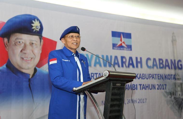 Hinca Panjaitan: Pramono Edhie Sosok Disiplin Tegas dan Bersahabat