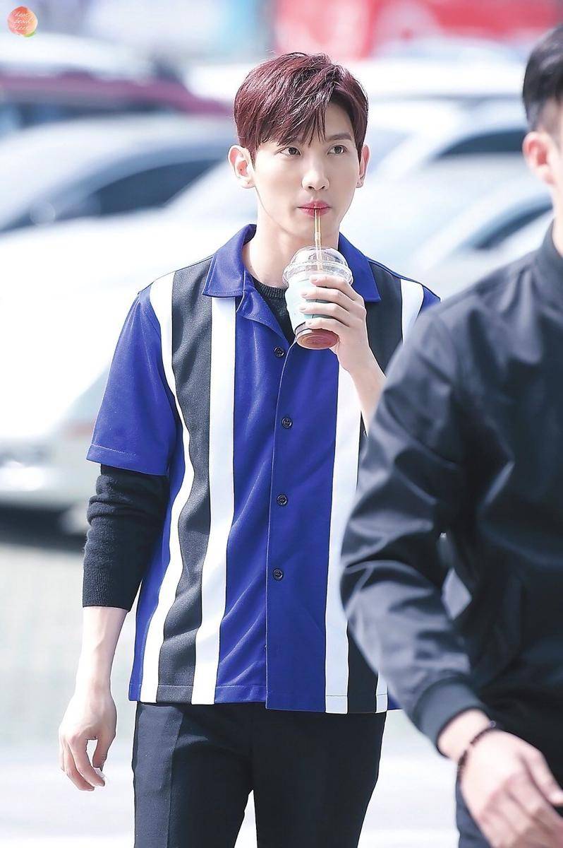 twitter.com/DEAR_PEACH_DEER