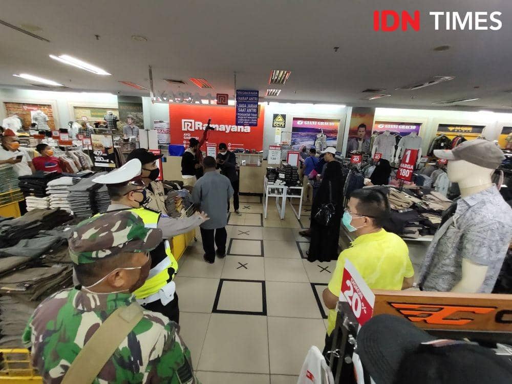 Pengelola Mal di Samarinda akan Usir Pengunjung yang Gak Pakai Masker