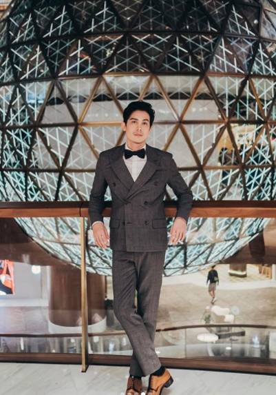 instagram.com/sunny_suwanmethanont