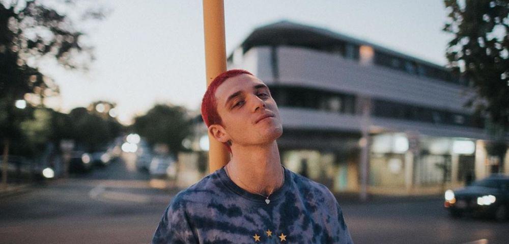 10 Fakta Penyanyi Asal Amerika Serikat, Lauv yang Jarang Diketahui