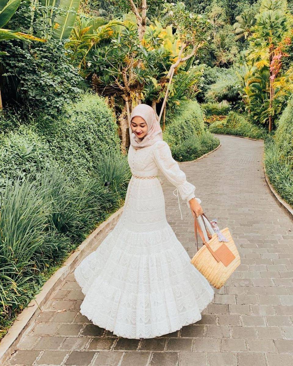 instagram.com/dianpelangi