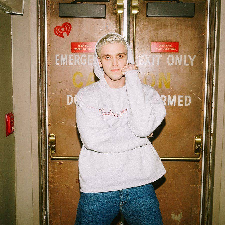 instagram.com/lauvsongs