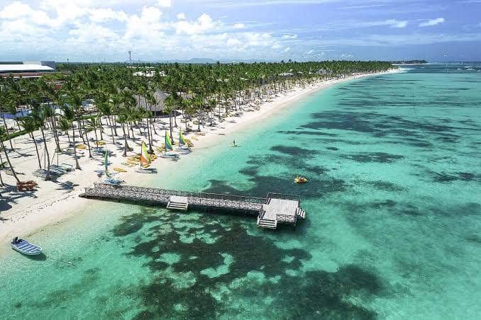 Potret negara Dominika (wanderlustchloe.com)