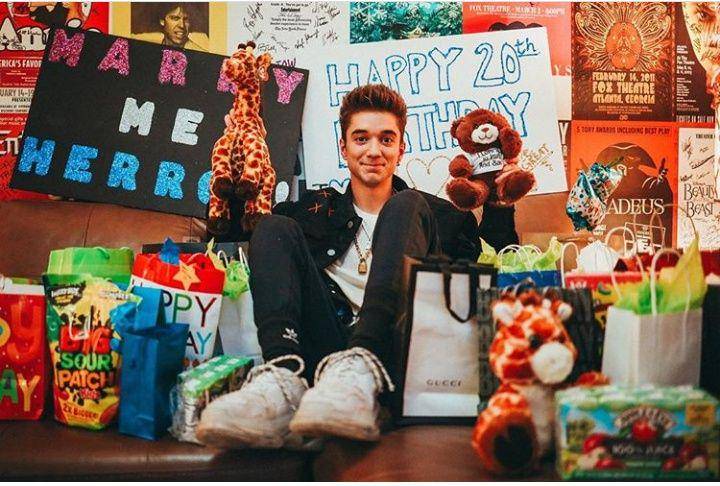 Instagram.com/seaveydaniel