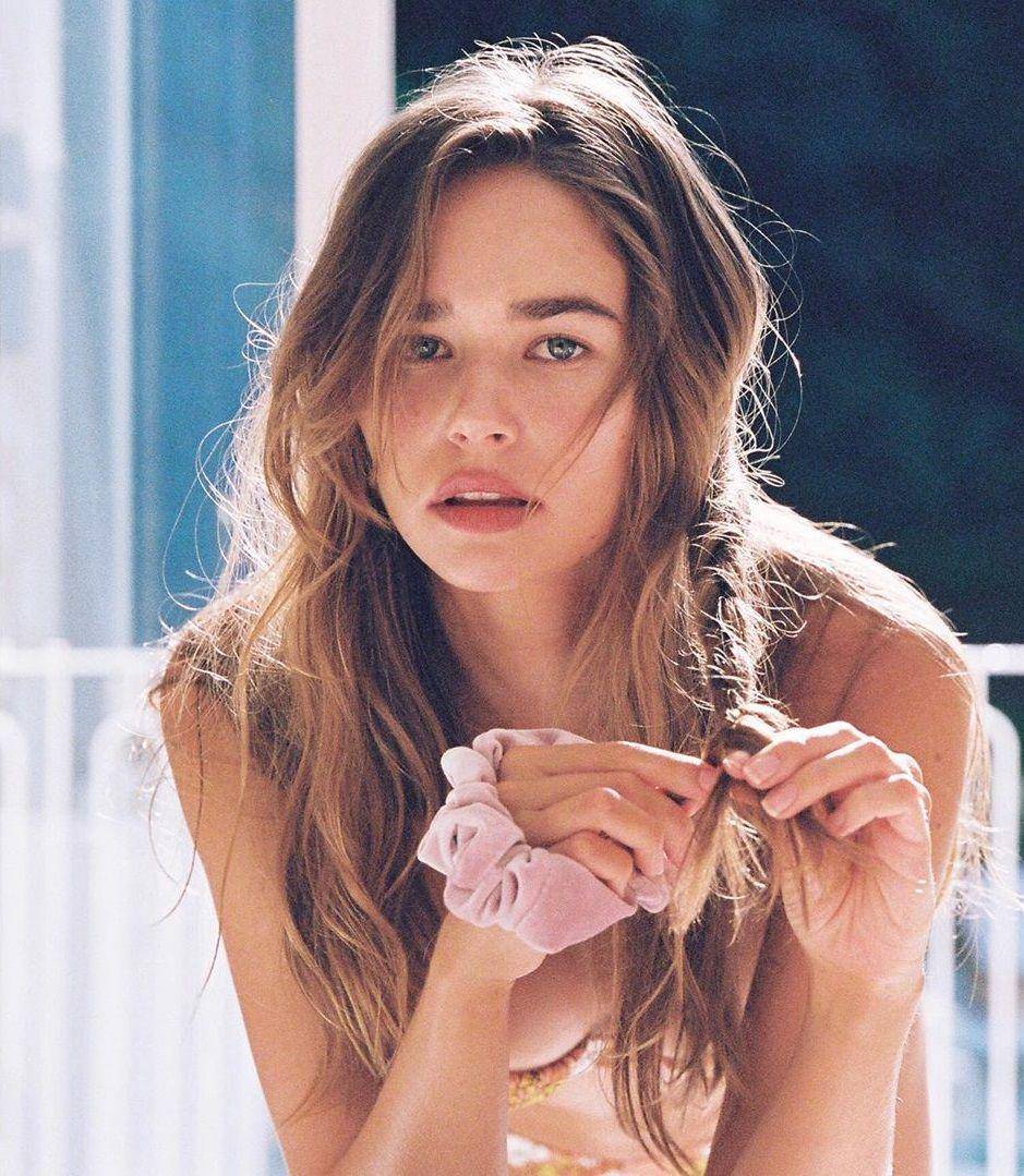 instagram.com/gabriella_brooks