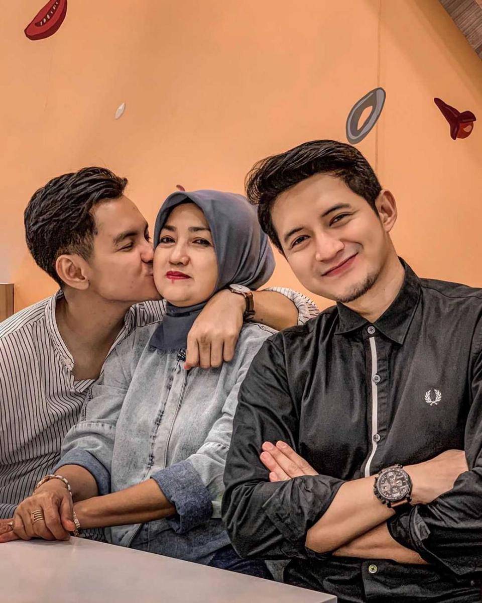 Instagram.com/aditsur88