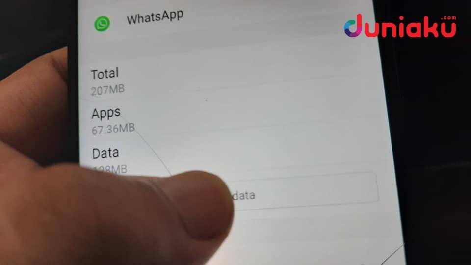 Data settings WhatsApp. duniaku.com/Adhitya Daniel