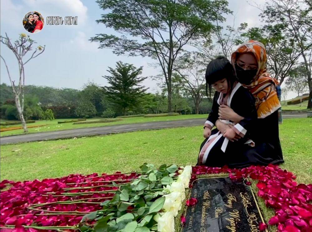 Youtube.com/Ririn & Rini