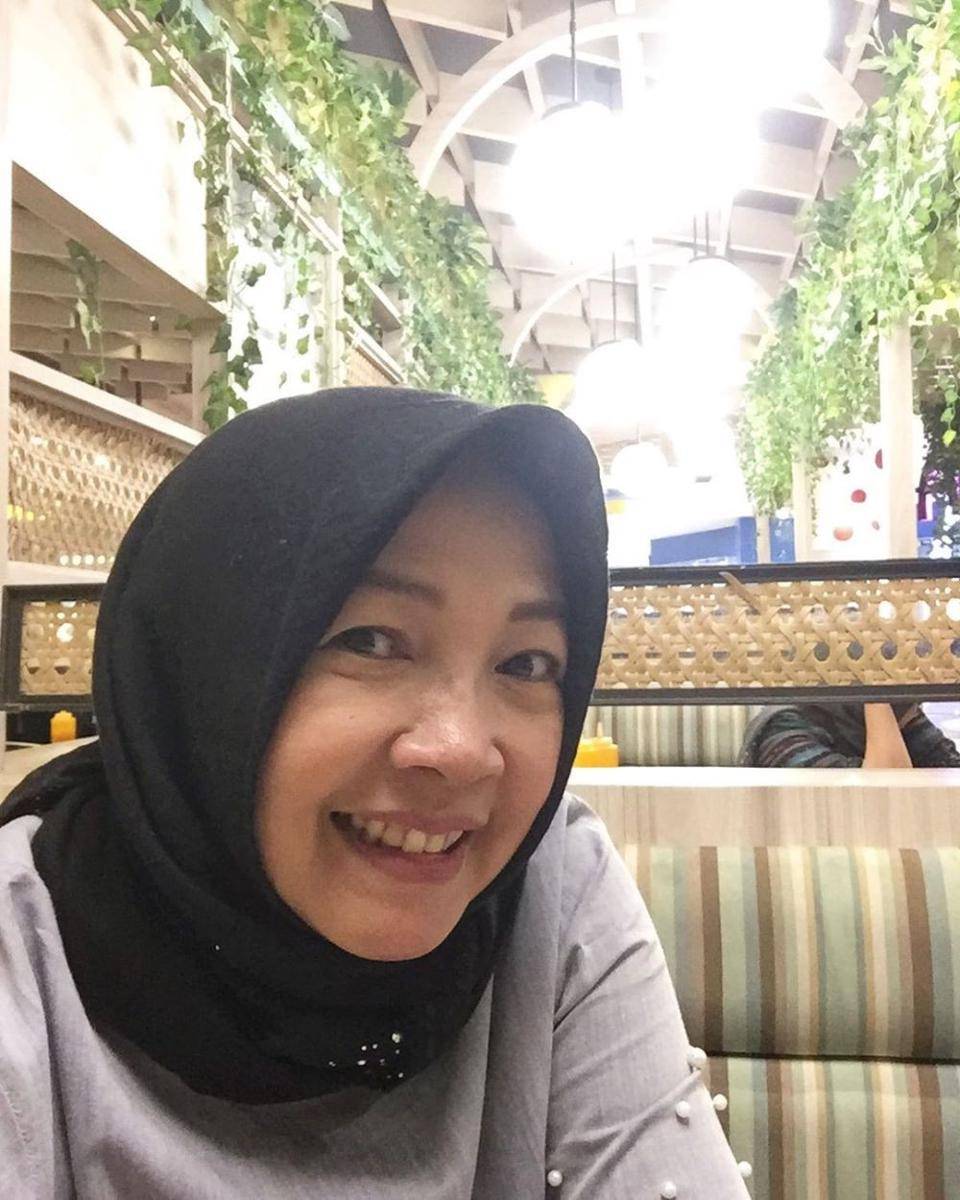 instagram.com/twinawati