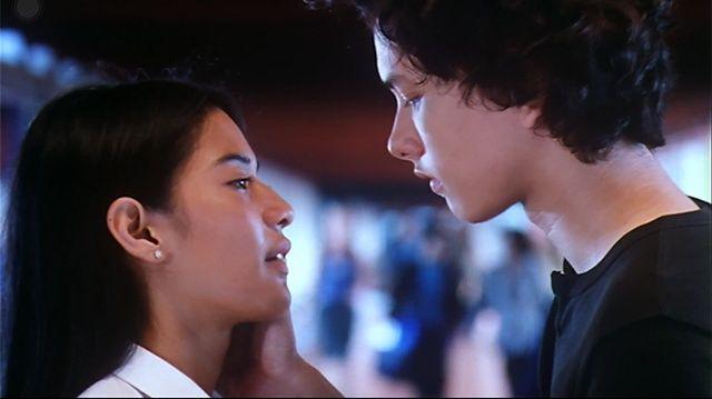 Awas Baper! 5 Rekomendasi Film Lokal yang Punya Unsur Puitis