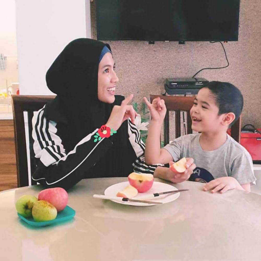 Instagram.com/ichasoebandono