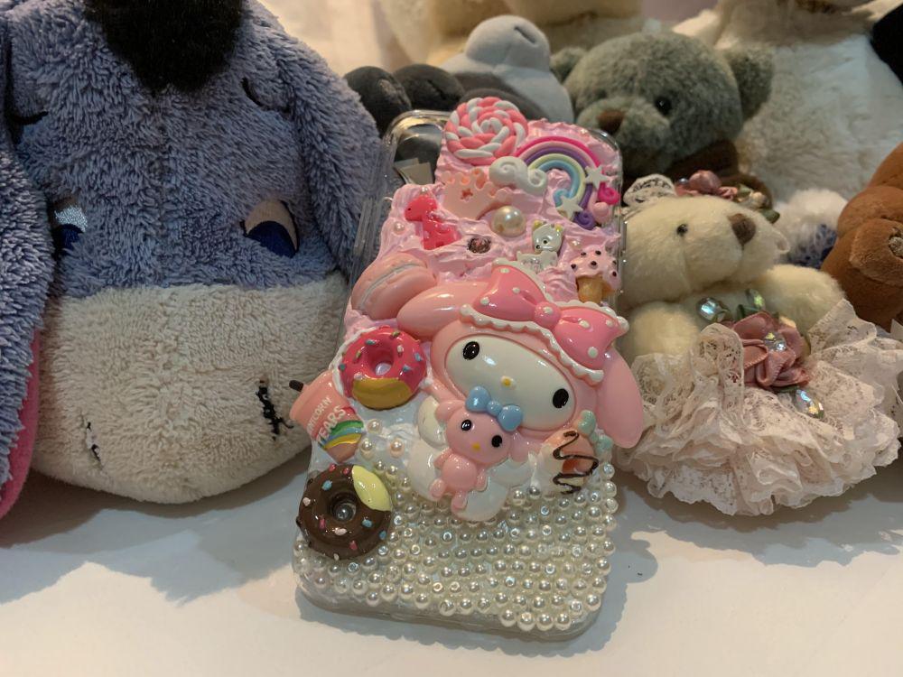 5 Alasan Kenapa Kamu Harus Mencoba Hias Casing HP ala Decoden