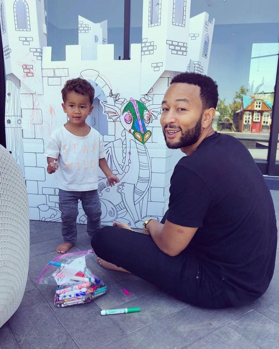 instagram.com/johnlegend