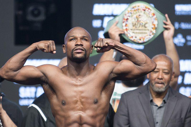 Floyd Mayweather Digerebek Polisi