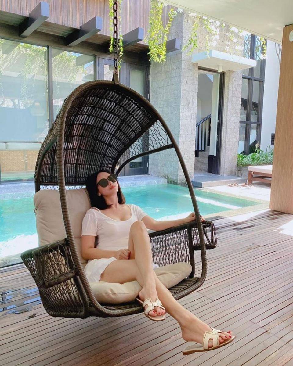 instagram.com/bebizie